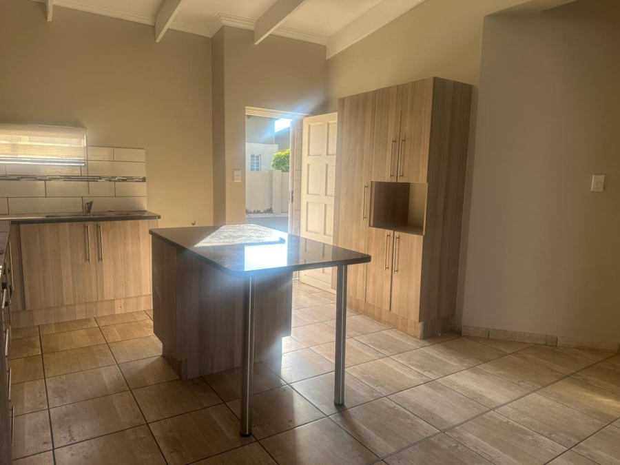 To Let 3 Bedroom Property for Rent in Waterval East North West